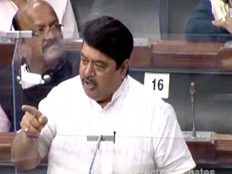 Mumbai police extortion racket echoes in LS
