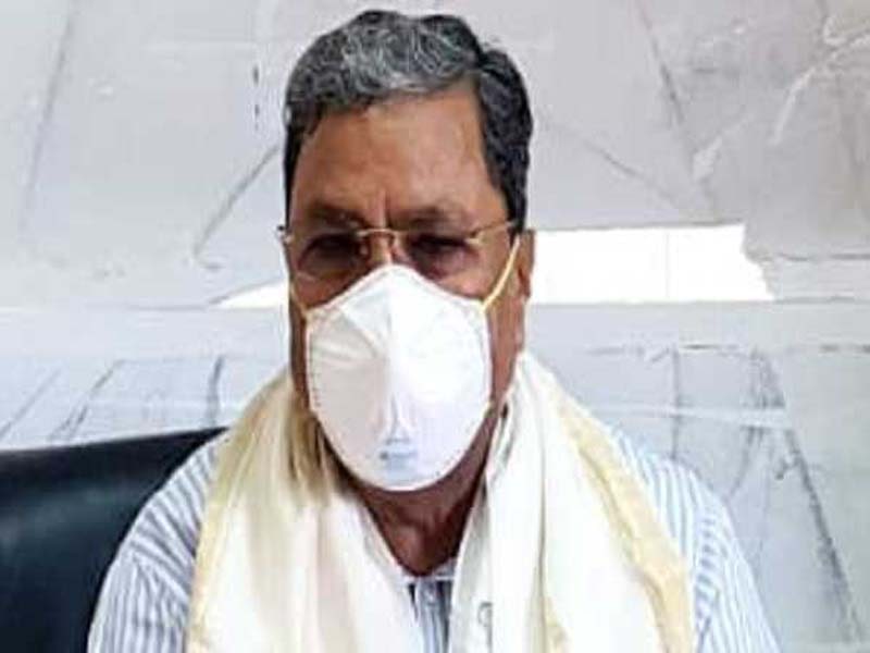 LoP Siddaramiah urges PM to provide free vaccination