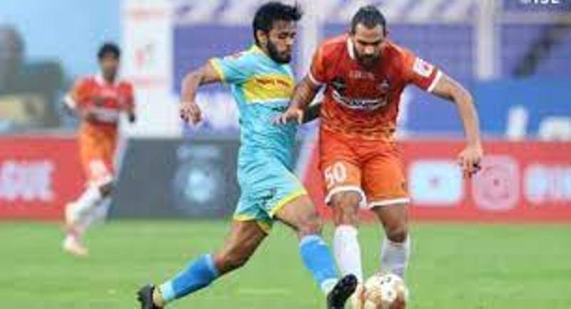 Goa hold Hyderabad to enter playoffs, set new unbeaten record