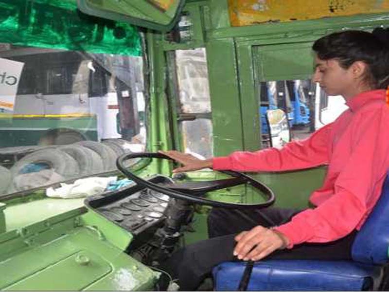 21-year-old Nancy becomes bus driver, sets example for women
