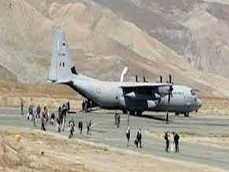 Over 130 passengers airlifted b/w Kargil, Srinagar & Jammu