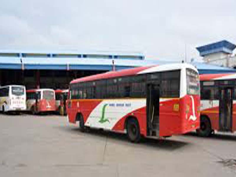 NEKRTC suspends bus services to Maharashtra
