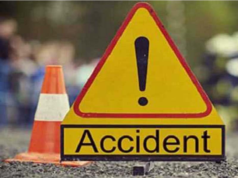 Minibus collides with truck in Egypt, Killed 18 people