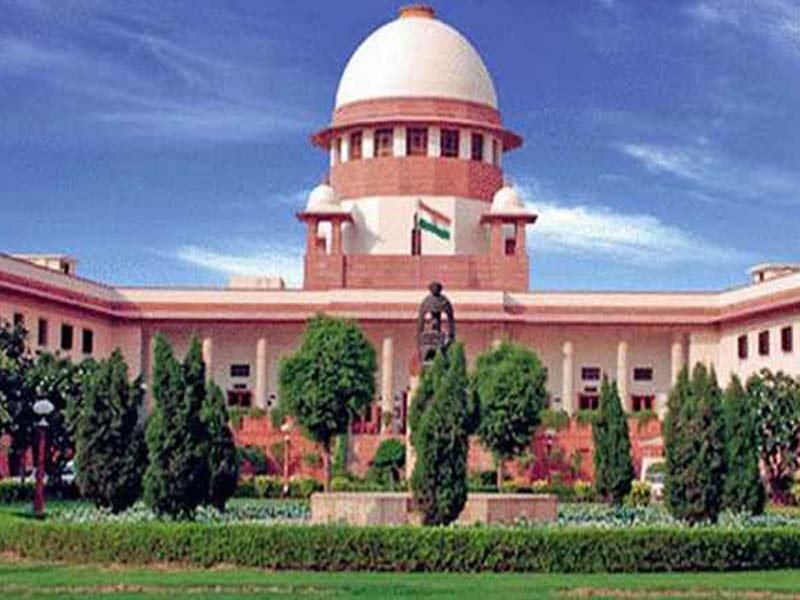 SC stays hearing of pleas related to Covid vaccination in HCs
