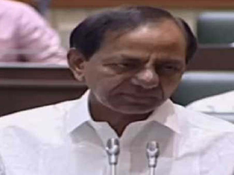 CM announces 30 pc pay hike for state govt employees