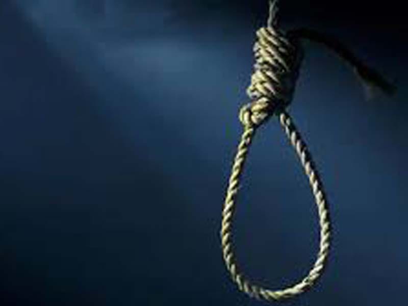Man brutally kills wife, commits suicide