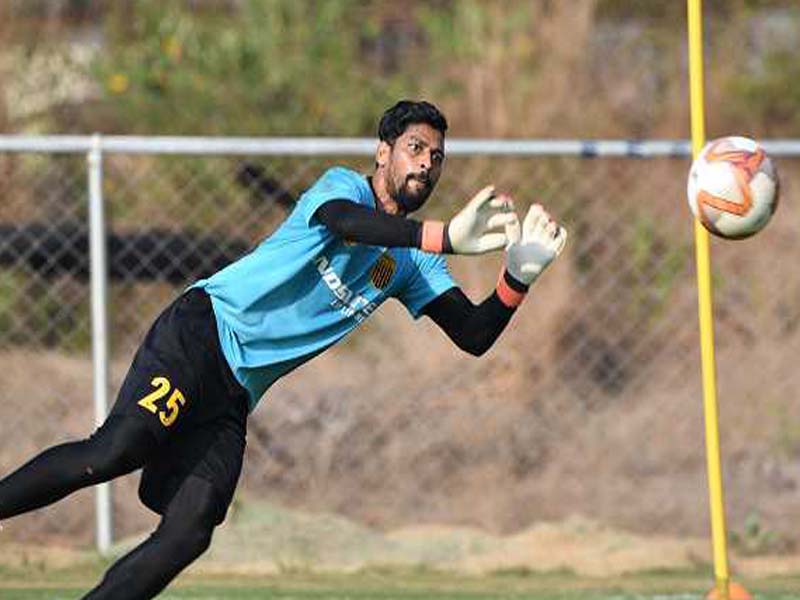 Goalkeeper Laxmikant Kattimani extends stay at Hyderabad FC