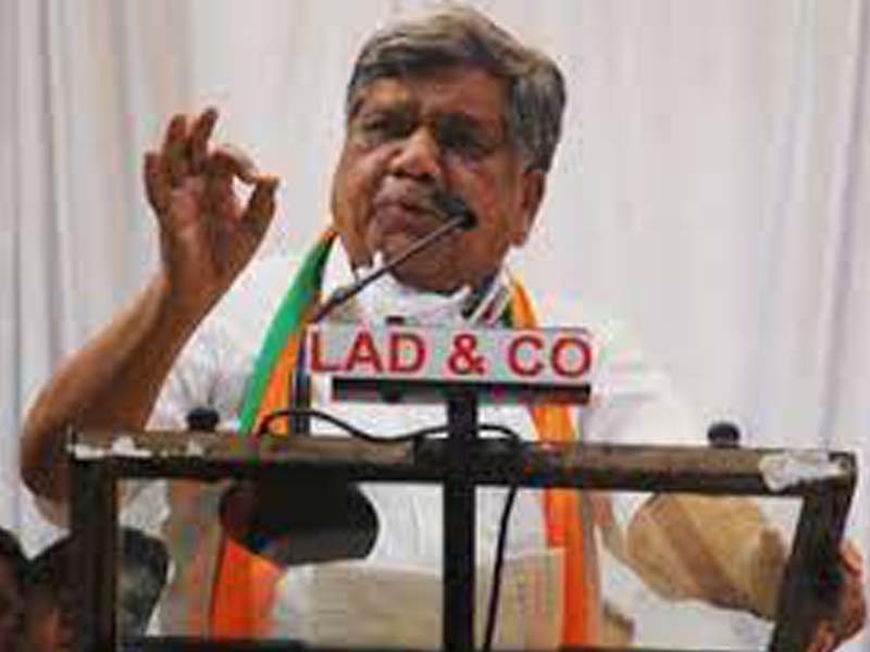 ‘Improve government schools to help poor students’