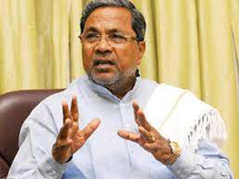 Siddaramaiah slams Modi for not announcing any COVID-19 relief package