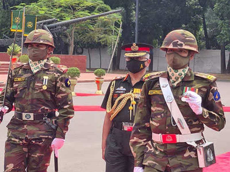 Indian Army Chief General arrives in Dhaka on a five-day visit