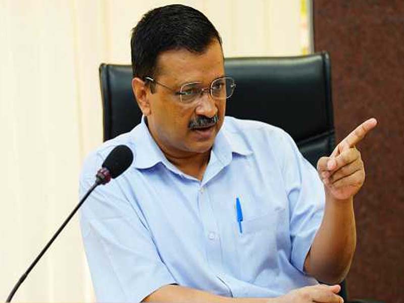 Kejriwal holds review meeting on COVID-19 situation