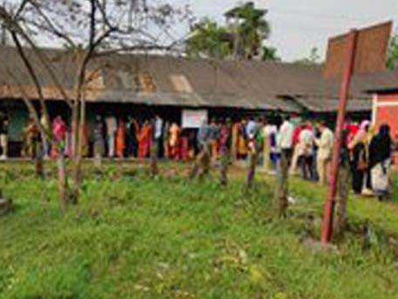 Voting for 39 seats in 2nd phase starts in Assam