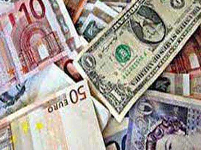 USD, Pound down; Euro,Yen up