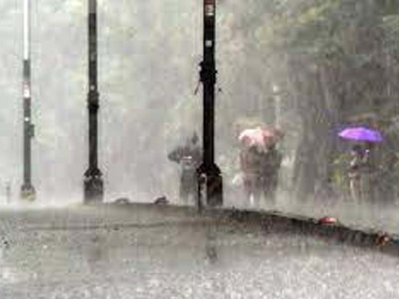 Thunderstorm with moderate rainfall and gusty winds is likely in Kerala