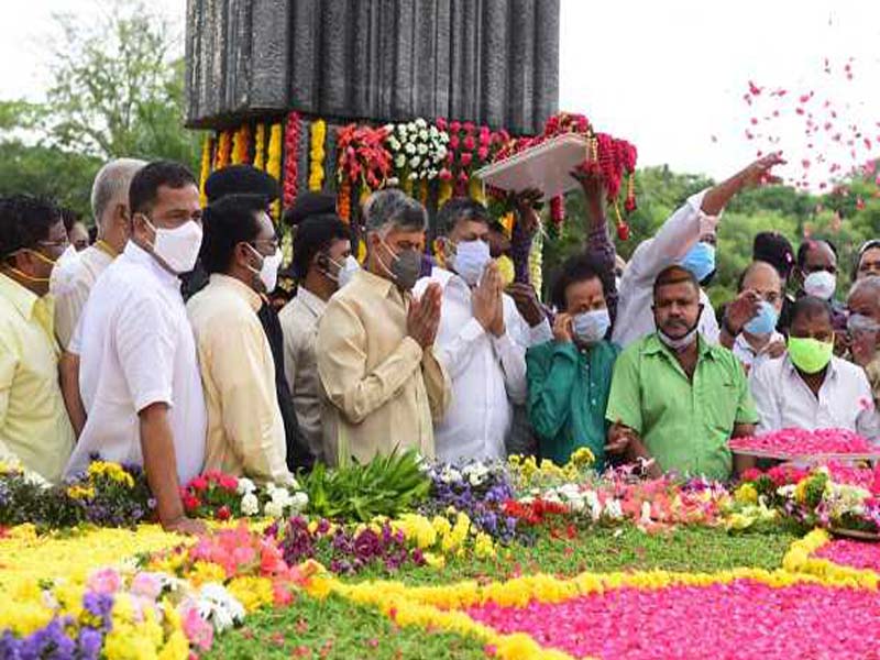 Naidu pays rich tributes to TDP founder N T Rama Rao