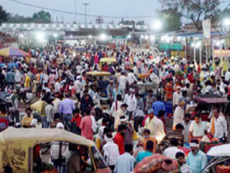 India records 3.29 lakh COVID-19 infections, 3,876 deaths