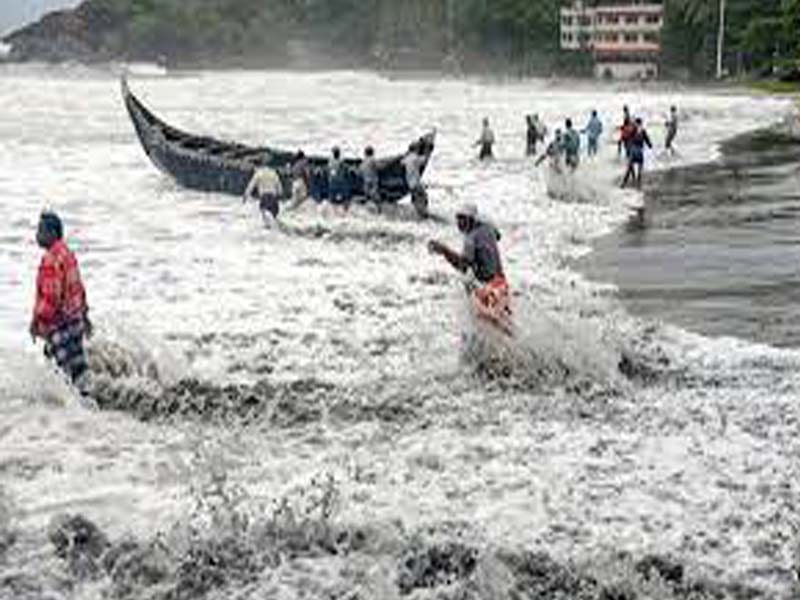Kerala asks Centre to declare coastal erosion as disaster