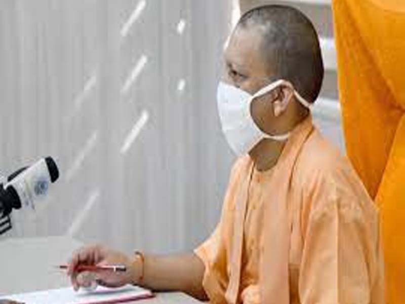 Yogi Govt to equip 11,750 UPSRTC buses with GPS & panic button facilities