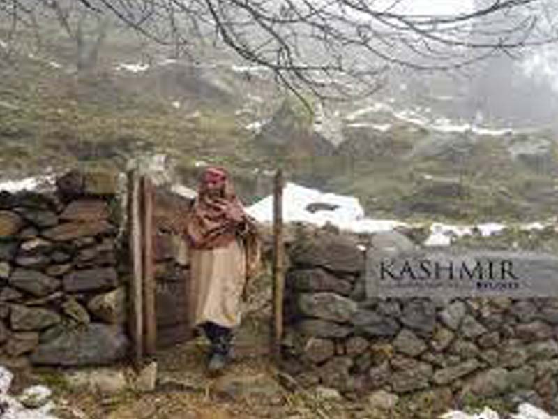 Day temp settles below normal due to overcast conditions, rain in Kashmir