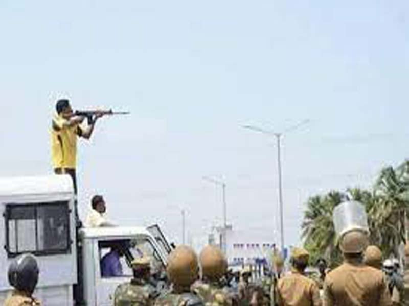 Thoothukudi firing : TN govt withdraw cases against anti-sterlite protestors