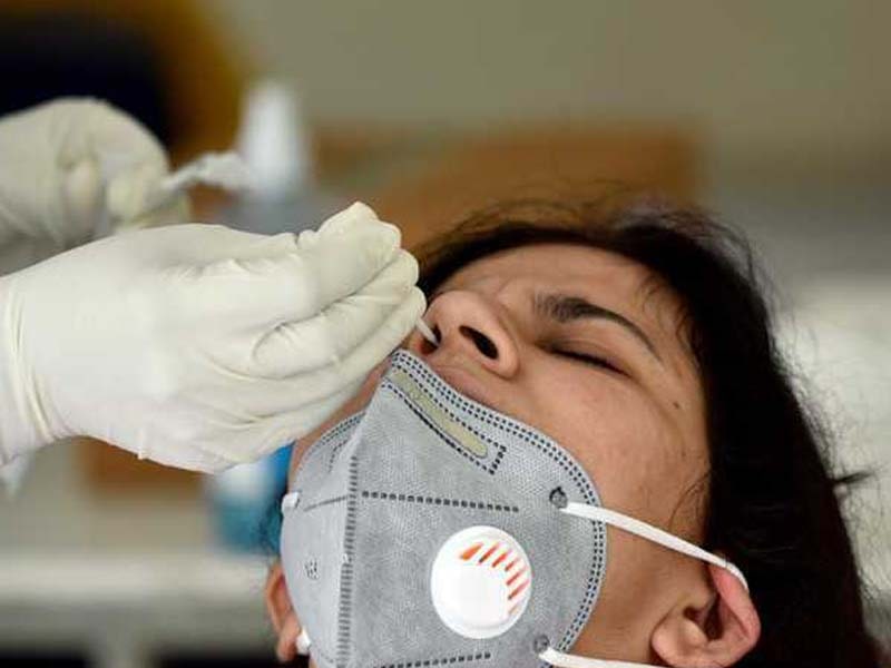 Delhi sees 13,287 COVID-19 cases, 300 deaths