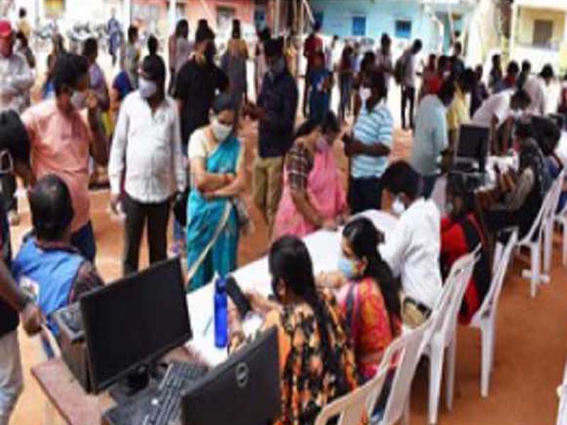 COVID: Cases at decline, country logs 1.65 lakh infections