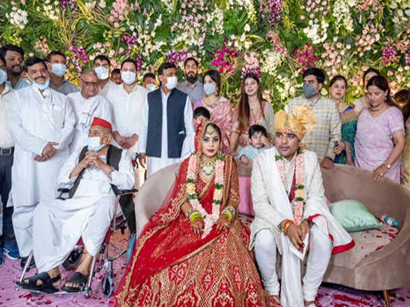 Mulayam Singh Yadav’s granddaughter gets married in Saifai