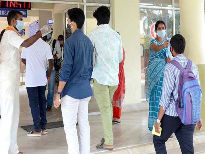 UP reports 524 fresh COVID-19 cases