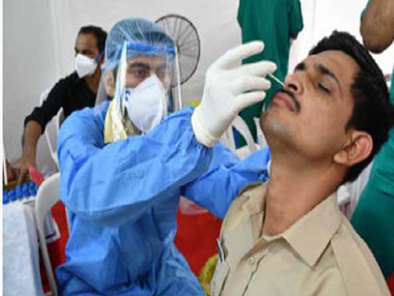 COVID: Maharashtra reports 10,989 fresh cases, 261 deaths