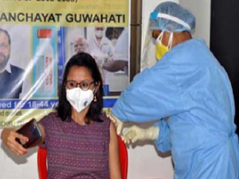 COVID: India logs 80,834 new cases, 3,303 deaths in one day