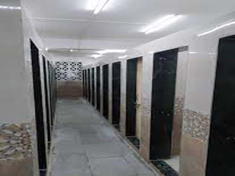 In 1st of its kind, Mumbai gets jumbo toilet