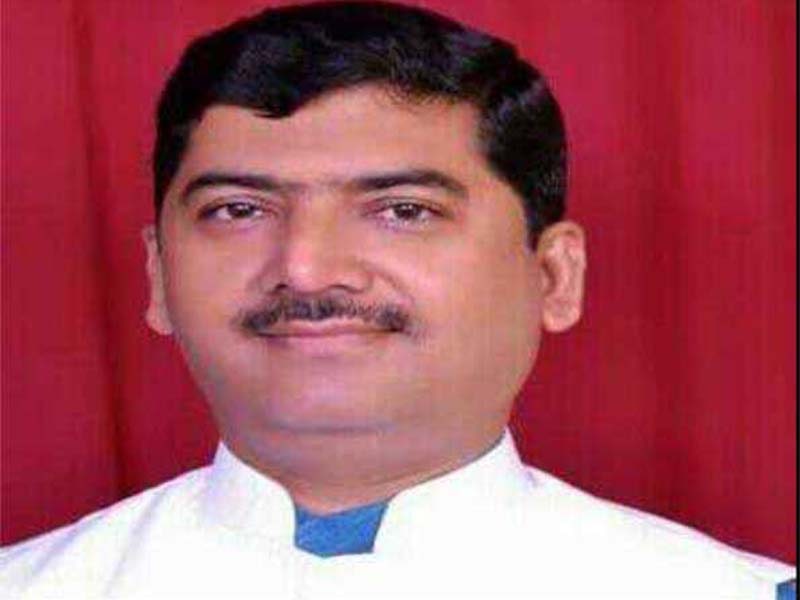 Former BJP MP Sharad Tripathi dies at 50, Smriti Irani mourns