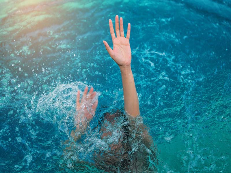 Two teens drown in lake in Thane