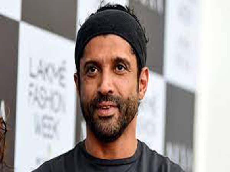Farhan Akhtar lauds the performance of boxer Satish Kumar