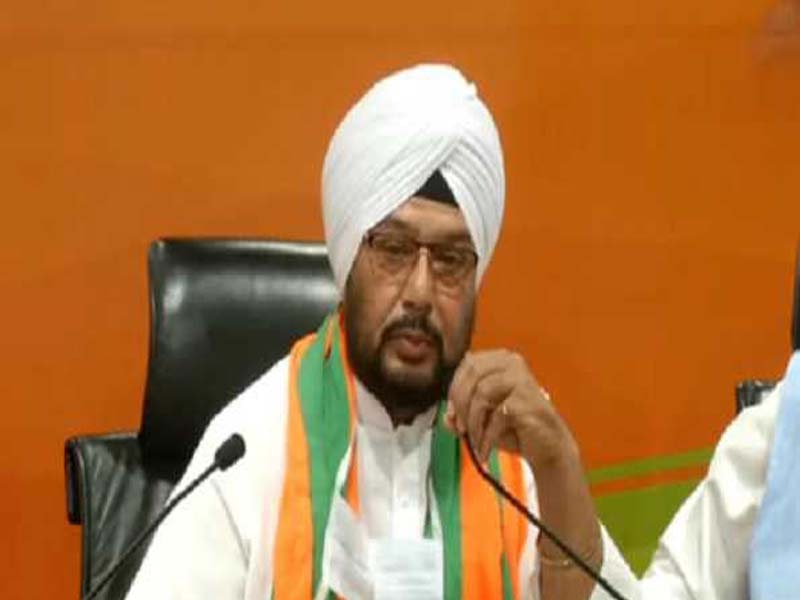 Inderjeet Singh grandson of former President Giani Zail Singh joins BJP