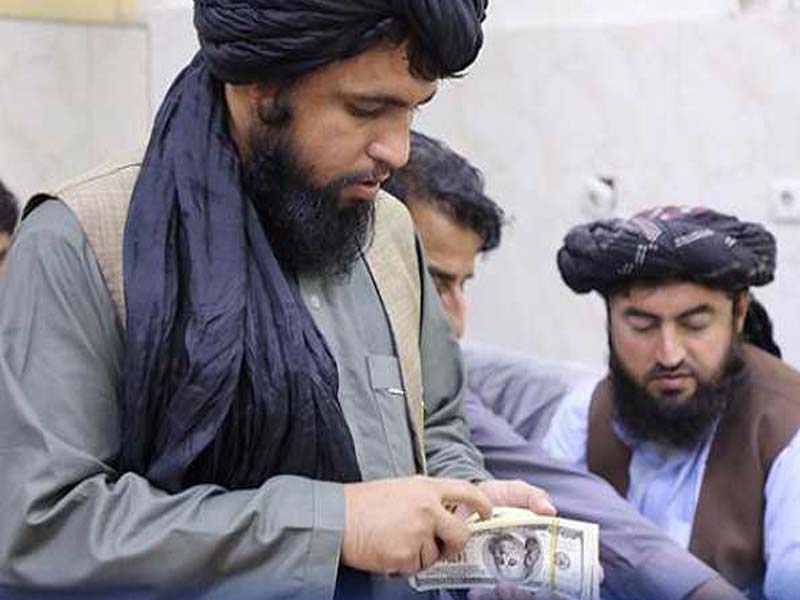 Taliban hands over seized cash, gold to Afghan central bank