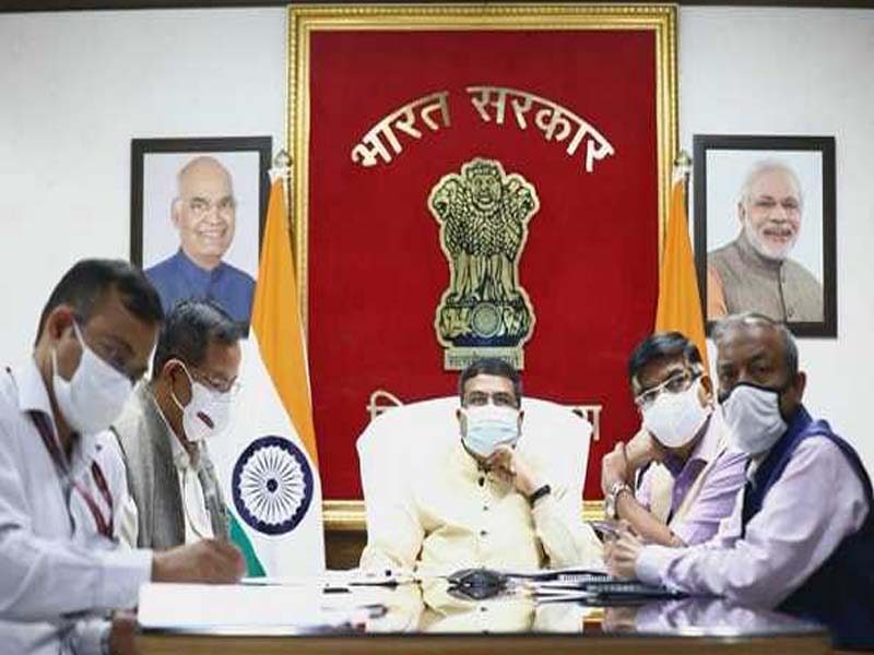 Research and development fair by 23 IITs to be held in Nov: Pradhan