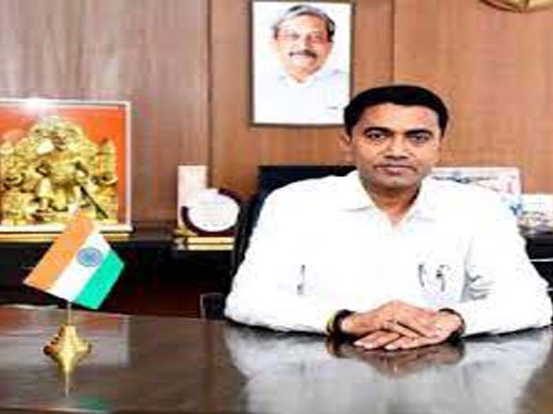 Goa CM asks women to become self-reliant