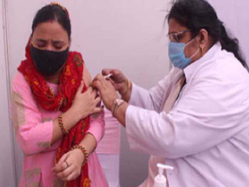 India logs 14,623 new Covid-19 cases
