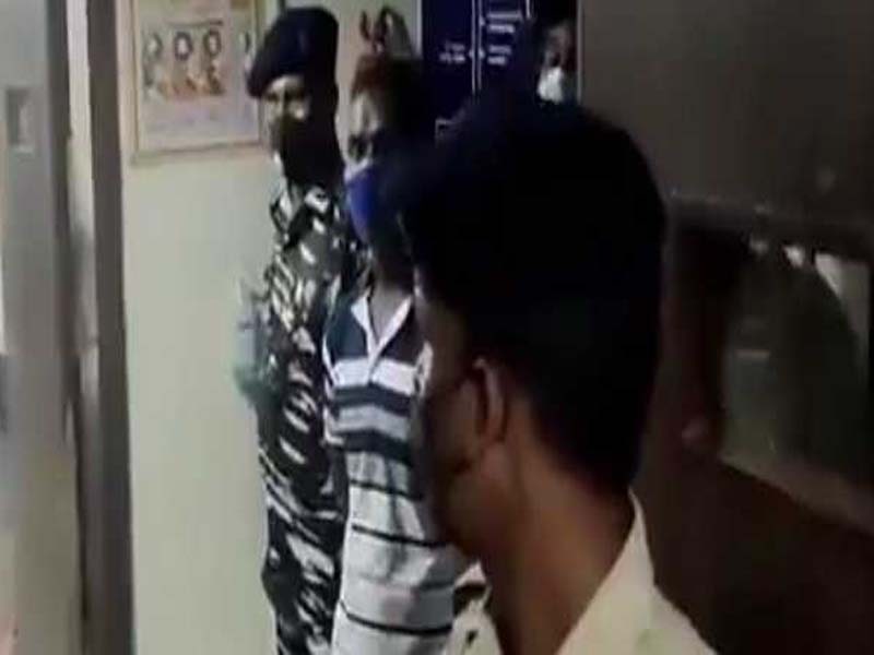 Blast injures 4 CRPF personnel in Chhattisgarh
