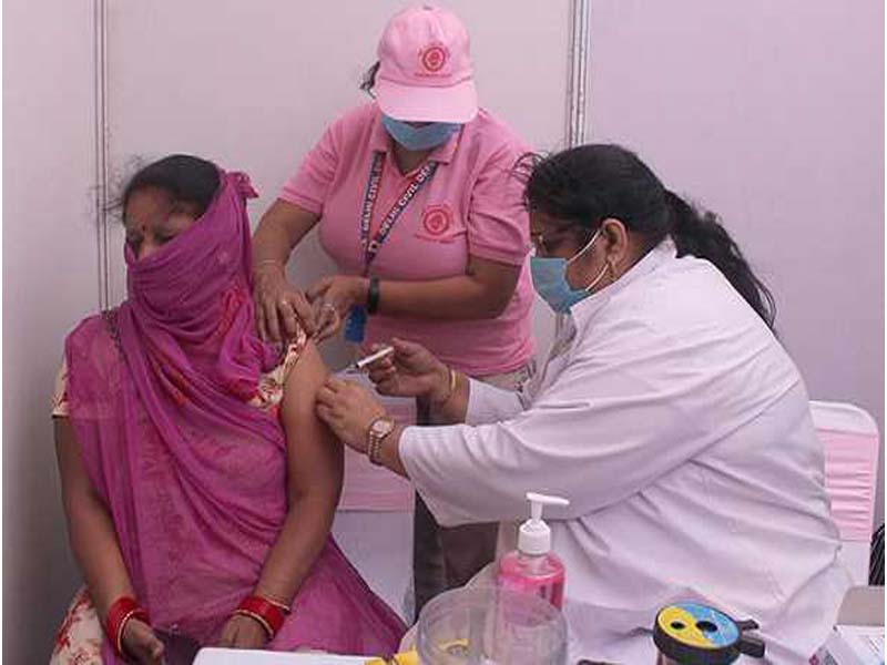 India reports 14,306 new COVID-19 cases, 443 deaths