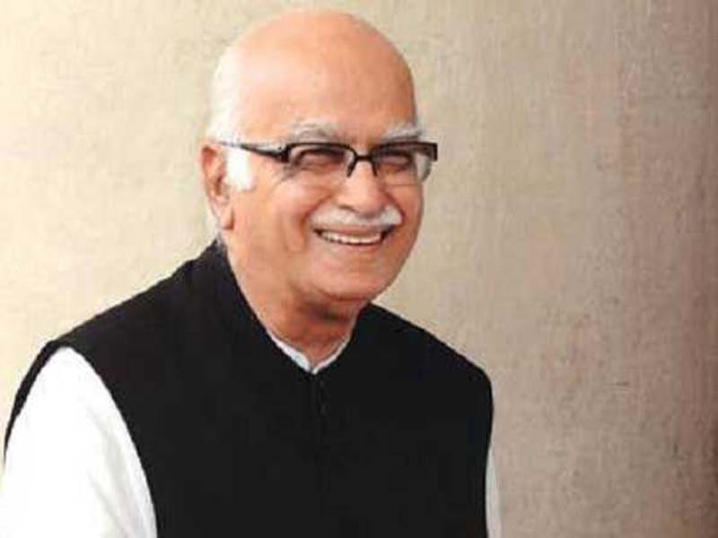 Goa CM wishes L K Advani on his 94th birthday
