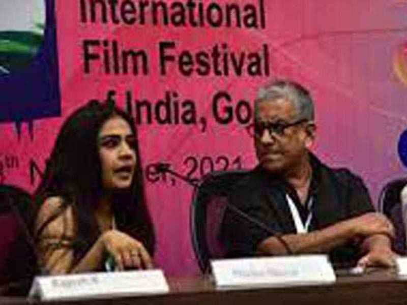 ‘The Spell of Purple’ celebrates courage of women: Filmmaker Bajania