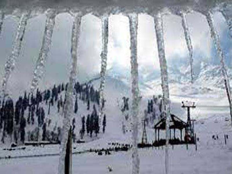 Coldest night in Srinagar this season as mercury plummets