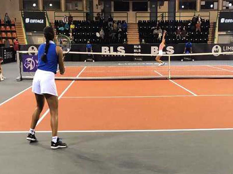 Ankita Raina puts up good fight before losing to third seed Caroline