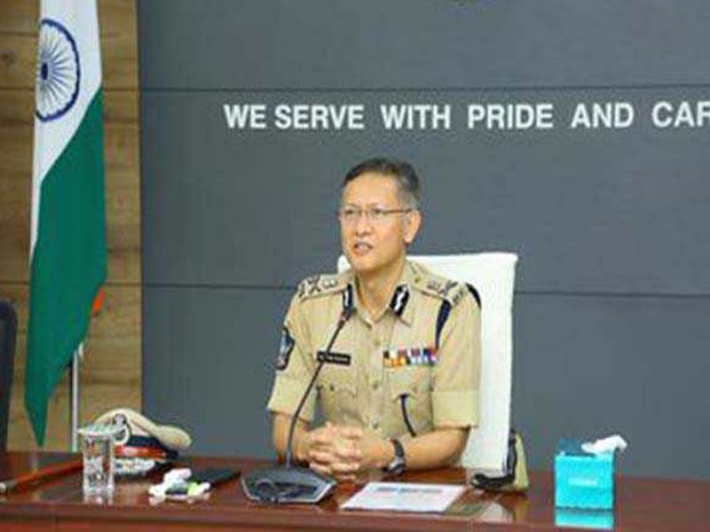 Police force should equip itself with emerging technology like AI without delay : Sawang