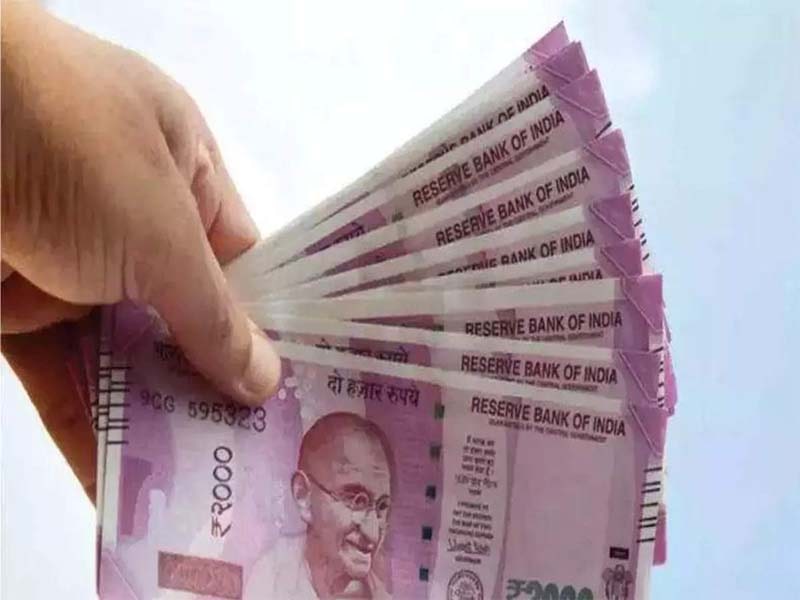 ACB officials caught Medipally SI for accepting a bribe