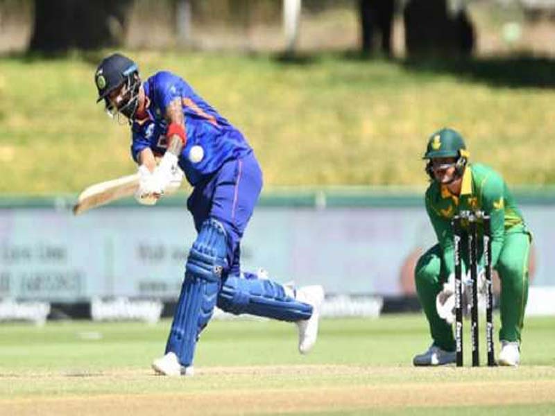 India win toss, opt to bat