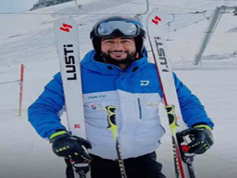 Skier Arif Khan included in TOPS