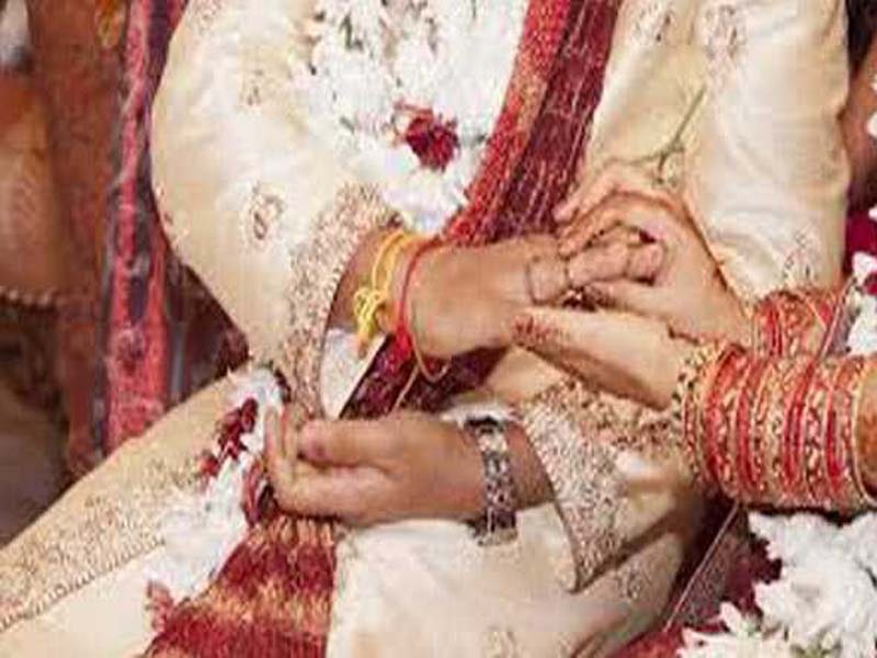 People allowed to attend marriages on lockdown day tomorrow